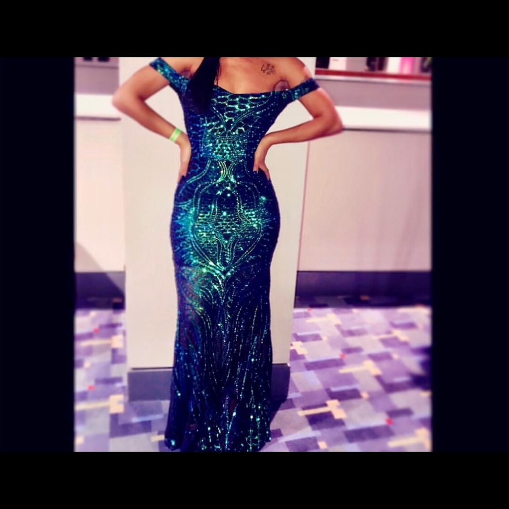 NYE Ready🗣Stunning Gown